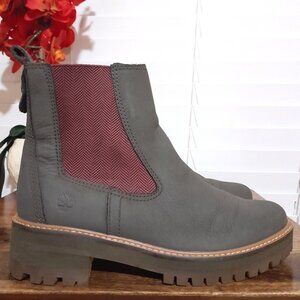 Timberland Women's Courmayeur Valley Gray Chelsea Boots sz 8 EU 39